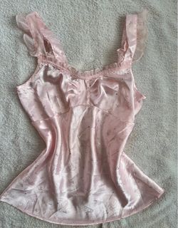 (Category: ) located in . Submitted by vintednivia (Listing ID 1411345443, Image 1). Description: .