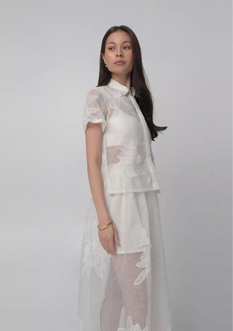 RAF bern skirt & short sleeve top (Category: Sets or Coordinates) located in Bayombong. Submitted by nica7 (Listing ID 1411411224, Image 3). Description: Used once sa beach weding Bought them separately po Both xs Skirt has detachable short inset For sale set for 3k.