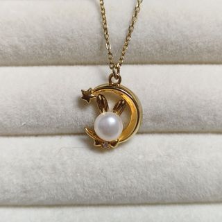 (Category: ) located in . Submitted by fourdollarshop (Listing ID 1410762288, Image 1). Description: .