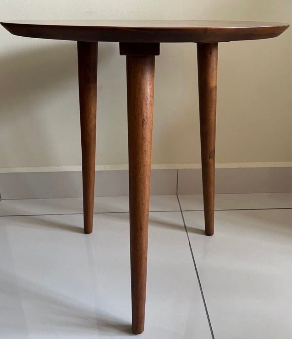 Side Table (Category: Tables & Sets) located in Kuala Lumpur. Submitted by sally011 (Listing ID 1411446545, Image 2). Description: Brand : Couch Designs Walnut Colour .