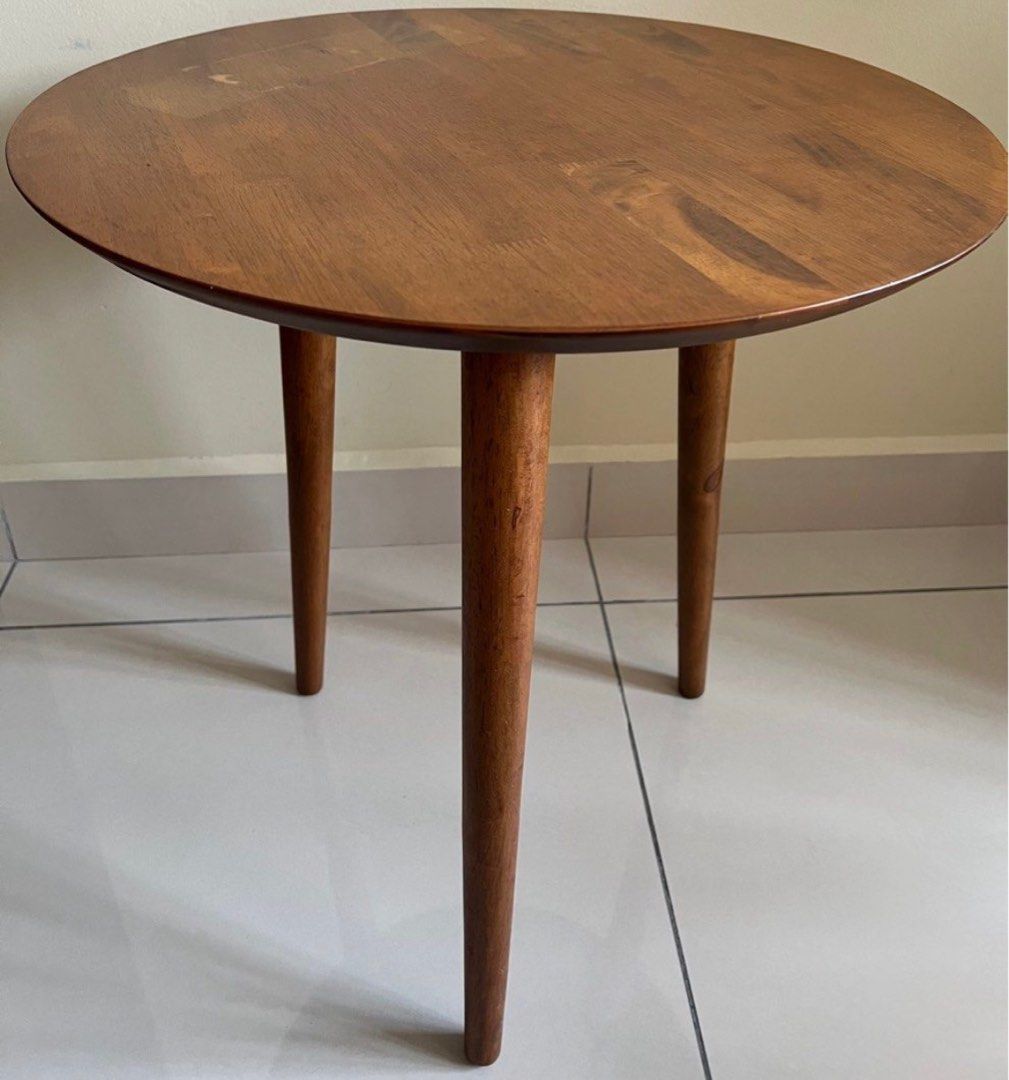 Side Table (Category: Tables & Sets) located in Kuala Lumpur. Submitted by sally011 (Listing ID 1411446545, Image 1). Description: Brand : Couch Designs Walnut Colour .