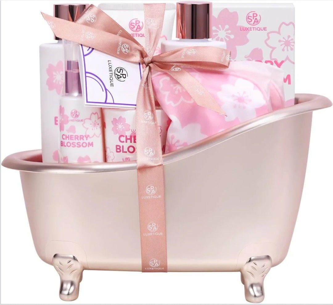 Spa Luxetique Cherry Blossom 8pcs Bath Gift Set (Category: Bath) located in Manila. Submitted by ana_essentials56 (Listing ID 1411414026, Image 1). Description: Spa Luxetique Cherry Blossom 8pcs Bath Gift Set P650 only Scent: Cherry Blossom Key Ingredients: Vanilla oil and Shea butter Product Benefits: Nourishing, moisturizing, and relaxing Contents: Includes shower gel/bubble bath 200ml, body cream 100ml, body oil 55ml, 2 bath bombs 50g each,can