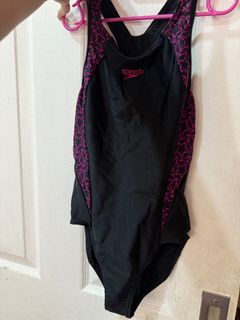 (Category: ) located in . Submitted by declutteringcloset18 (Listing ID 1411289576, Image 1). Description: .