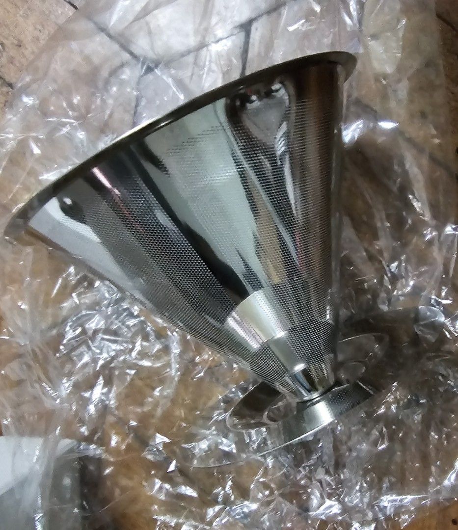 Stainless Steel Coffee Drip Filter Reusable (Category: Coffee & Tea Tableware) located in Manila. Submitted by havrehomes (Listing ID 1411371786, Image 1). Description: Gcash lalamove binondo manila.