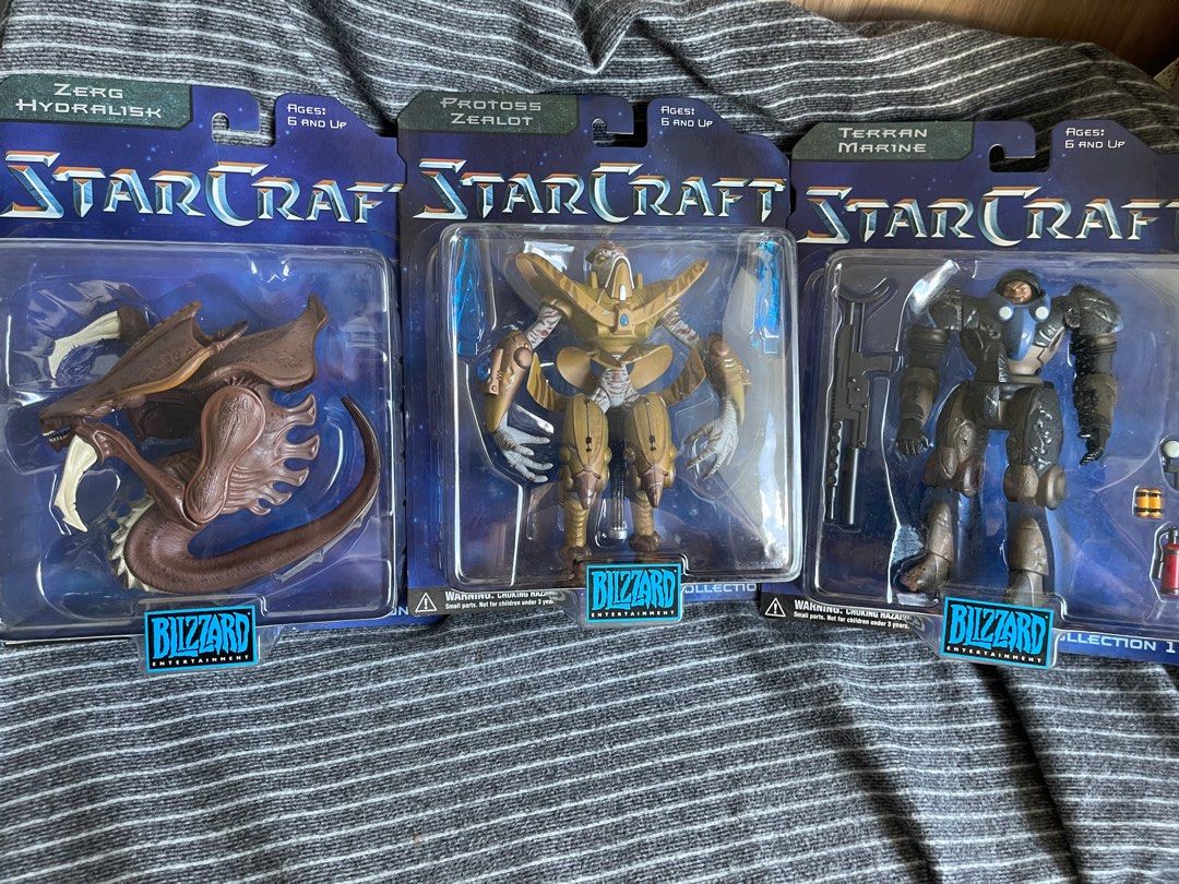 StarCraft Blizzard Action Figures - Zerglisk, Protoss, Terran