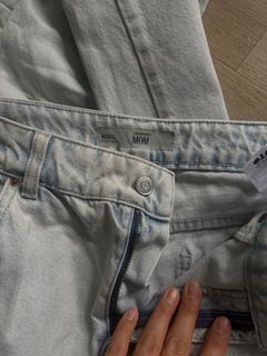 (Category: ) located in . Submitted by siswhatlol14 (Listing ID 1411312469, Image 1). Description: .