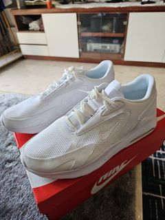 (Category: ) located in . Submitted by sneaksole (Listing ID 1411309154, Image 1). Description: .