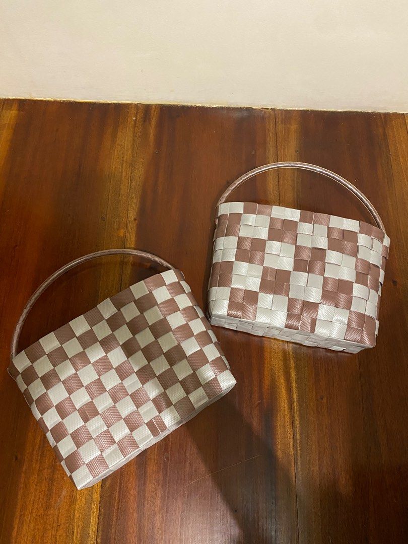 Woven Checkerboard Basket with Handle (Category: Tote Bags) located in Angeles City. Submitted by hellobeev (Listing ID 1411413296, Image 1). Description: - Brown and white checkerboard pattern - Sturdy handle for easy carrying - Made of recycled plastic material - Sample for selling but not approved - height 7 in, width 8-9 in, space inside 2.5 in - Square Pattern ✅ 400 - Checkerboard Pattern ✅ 400 - mop- gcash/bpi.