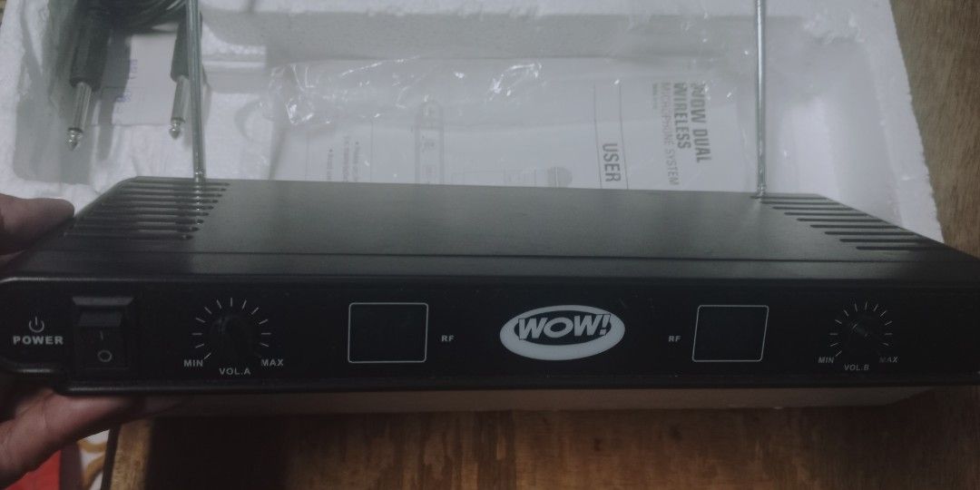 Wow wireless micrphone (Category: Microphones) located in Dasmarinas. Submitted by onamepao_2025 (Listing ID 1411445110, Image 3). Description: 2 wireless microphone good condition dasma cavitr.