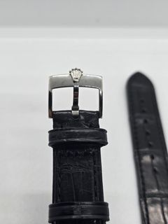 (Category: ) located in . Submitted by vintagewatches39 (Listing ID 1406226249, Image 1). Description: .
