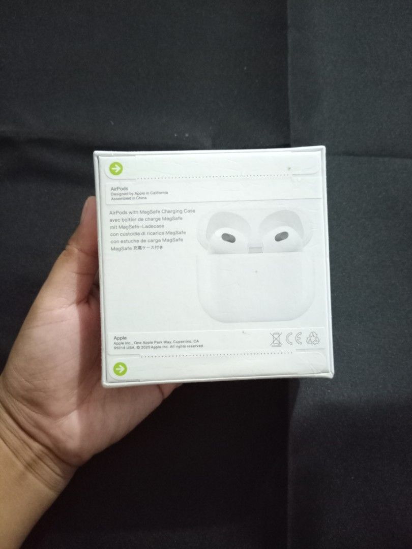 AirPods Gen 3 (wireless) (Category: Earphones) located in Manila. Submitted by mfsm_finds.shop (Listing ID 1411549362, Image 2). Description: .