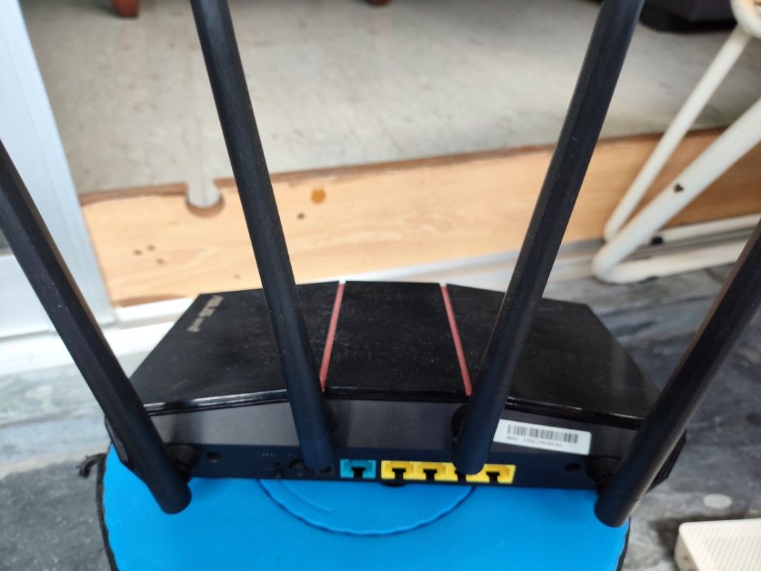ASUS RT-AX3000P WiFi 6 Router & Huawei HG8240H5 ONT