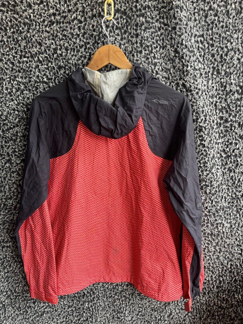 Black YAK E-Ultimate Outdoor Jacket | Size M to L (Category: Coats, Jackets and Outerwear) located in General Trias. Submitted by zrchustle.604 (Listing ID 1411528110, Image 2). Description: No major issue verygood condition auth.