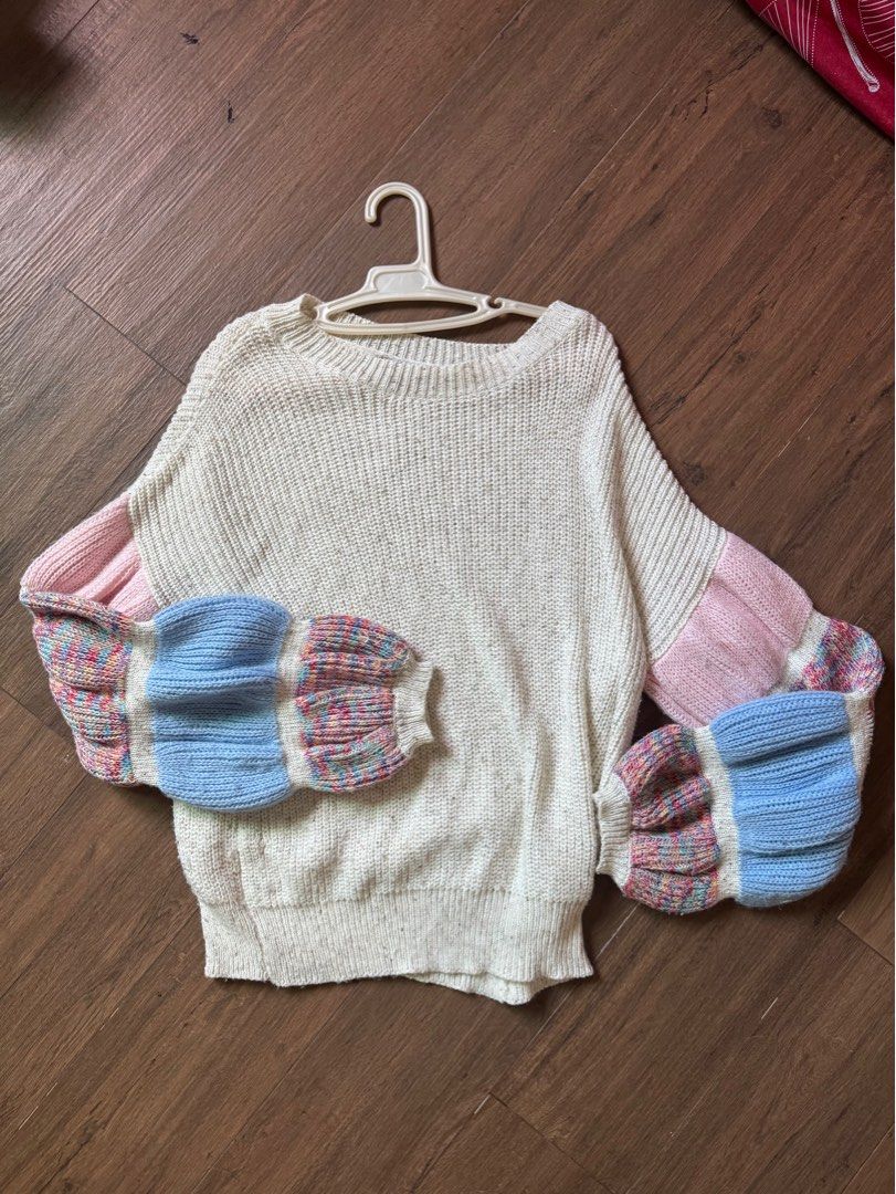 Colorblock Puff Sleeve Sweater (Category: Coats, Jackets and Outerwear) located in Mabalacat. Submitted by jiwitubi (Listing ID 1411489993, Image 1). Description: ≽༏≼ Colorblock design: cream, pink, and blue ≽༏≼ Ruffled cuff detail ≽༏≼ Knitted material mop: gcash mod: lbc and j&t (customer will shoulder sf) EXPECT SIGN OF USAGE STRICTLY NO cancellation PAYO color may vary due to lighting no return/refund.
