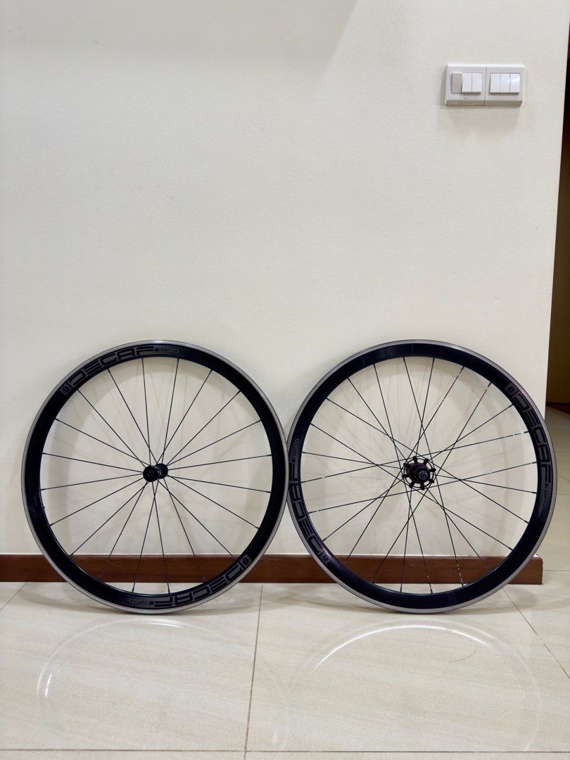 DECAF CATTIVA　クリンチャーディスクホイールセット Decaf Cattiva 42mm Alloy Clincher Wheelset, Sports Equipment