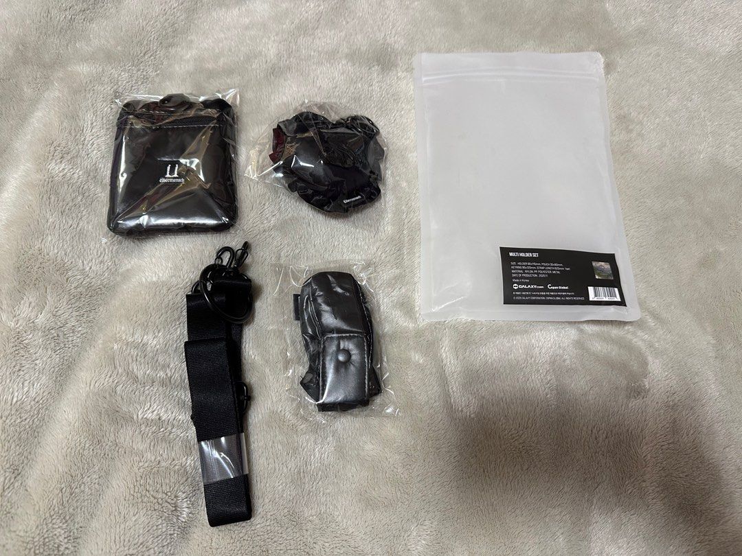 G-Dragon Ubermensch Multi Holder Set, 興趣及遊戲, 玩具& 遊戲類