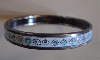 (Category: ) located in . Submitted by thriftrot (Listing ID 1411453508, Image 1). Description: .