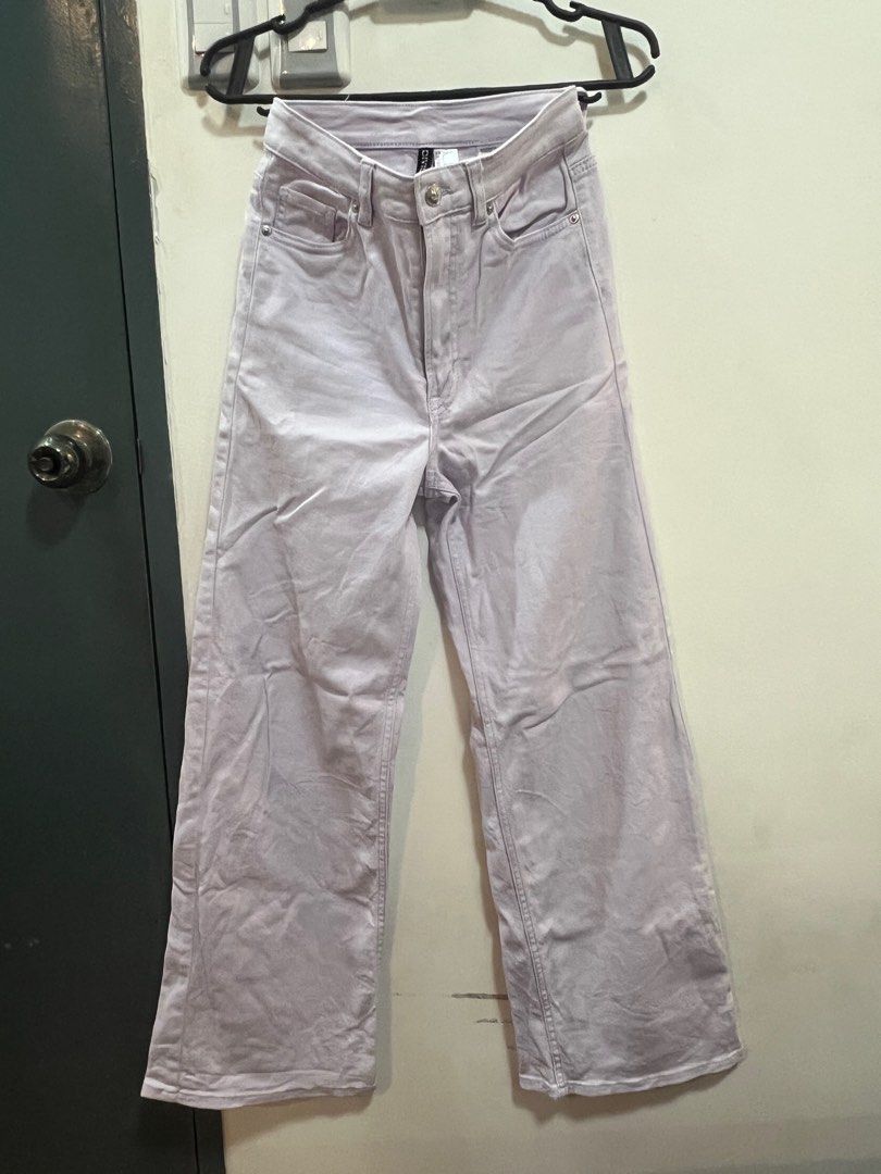 H&M Divided Wide Leg Jeans (Category: Jeans) located in Manila. Submitted by _fromrani (Listing ID 1411544382, Image 1). Description: - H&M Divided wide leg jeans - Light purple / lilac color - 24-25 inches / xs-s - High-waisted - Relaxed fit - Cotton blend - Two front and two back pockets.