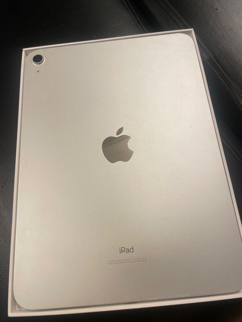 IPad 10th Generation (Category: iPad) located in Manila. Submitted by c9fj6t2vg507172 (Listing ID 1411606564, Image 1). Description: IPad 10th Generation Under warranty until January 2026 No charger No issues Reason: Haven’t been really used Dm for further informations and pictures. Feel free to suggest lower prices, and i’ll have a say regarding it..