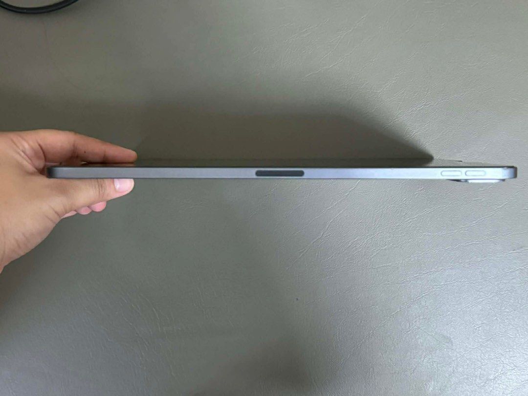 IPAD PRO 3RD GEN (Category: iPad) located in Manila. Submitted by _ylemi (Listing ID 1411554142, Image 2). Description: IPAD PRO 11 Inch 3RD GEN 256gb RUSH.