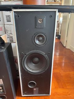 （分類：）位於 。 由 theracketloncoach 提交（商品編號 1411457791，圖片 1）。簡介： 。