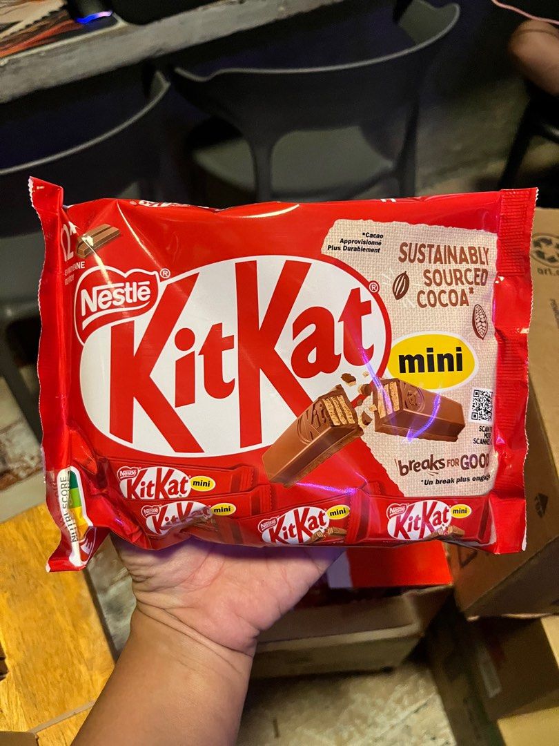 KitKat Mini Chocolate (Category: Other Food & Drinks) located in Manila. Submitted by axlerhys (Listing ID 1411498955, Image 1). Description: - KitKat Mini chocolate bars pack - Contains multiple individually wrapped mini bars - Made with sustainably sourced cocoa - Price: P200.