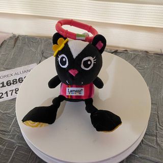 (Category: ) located in . Submitted by twonepreloved (Listing ID 1411477665, Image 1). Description: .