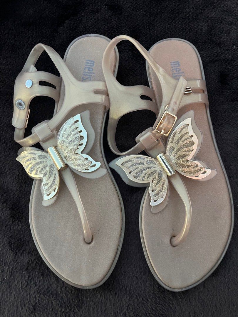 Melissa Jelly Sandals (Category: Flats & Sandals) located in Tarlac. Submitted by jclections (Listing ID 1411544814, Image 1). Description: .