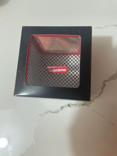 （分類：）位於 。 由 embrace.store 提交（商品編號 1411596392，圖片 1）。簡介： 。