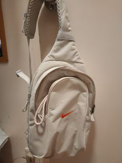 （分類：）位於 。 由 Rossyrie 提交（商品編號 1411565911，圖片 1）。簡介： 。