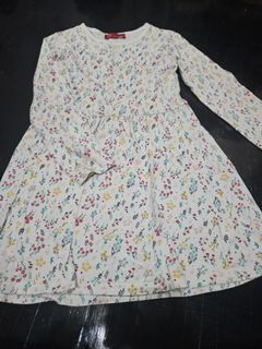 (Category: ) located in . Submitted by wardrobeclutter (Listing ID 1411611644, Image 1). Description: .