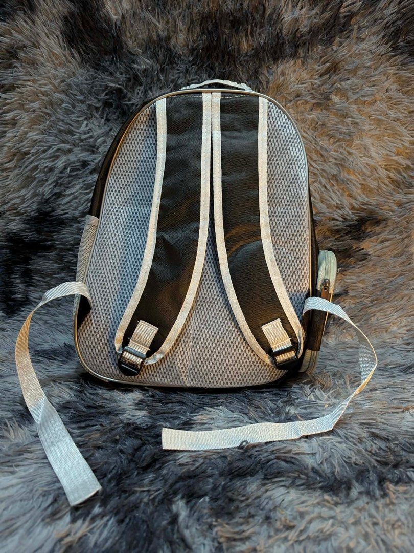 Pet Cat Bag Carrier Backpack BRAND NEW (Category: Homes & Other Pet Accessories) located in Makati City. Submitted by apricooutdoors (Listing ID 1411476049, Image 2). Description: Brand new.