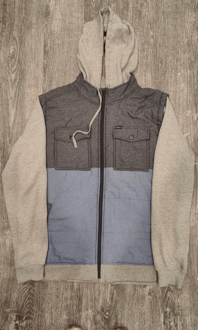 Rvca Vest Hoodie (Category: Coats, Jackets and Outerwear) located in Quezon City. Submitted by watuzi (Listing ID 1411612406, Image 2). Description: - Color-block design (gray and blue) - Hooded - Full-length zipper - Two chest pockets - Gray sleeves and hood - Medium-weight fabric -22 x 30 if i am not mistaken - Excellent Condition .