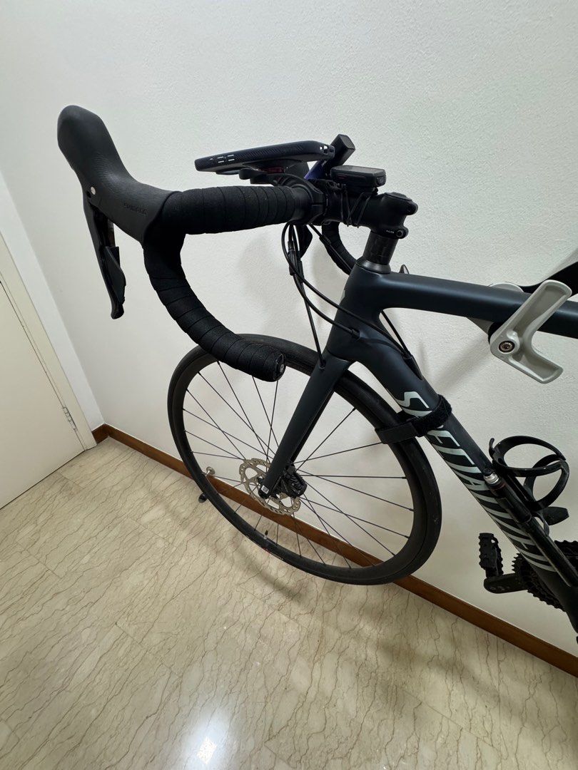 Specialized Tarmac Sport SL6 Road Bike - Size 52 (Category: Bicycles) located in Singapore. Submitted by geraldjaywong (Listing ID 1411488593, Image 3). Description: - Specialized Tarmac Sport SL6 road bike (Size 52) - carbon body. - Shimano 105 components - Disc brakes - Purchased March 2021 - Receipt available purchased price $3900 .