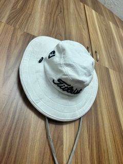 (Category: ) located in . Submitted by madithriftstore (Listing ID 1411521666, Image 1). Description: .
