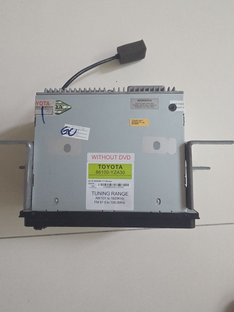 Toyota 2018 Head Unit (Category: Audio, Video, Alarm and other Electronic Accessories) located in Quezon City. Submitted by carou22290 (Listing ID 1411481833, Image 2). Description: touch screen unresponsive.