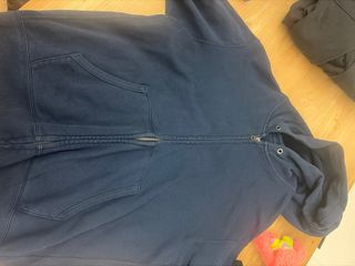 （分類：）位於 。 由 declutteringfr 提交（商品編號 1411537042，圖片 1）。簡介： 。