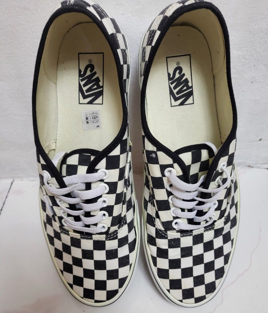 Vans checkered shoes (Category: Sneakers) located in Bacoor. Submitted by brentjudd (Listing ID 1411466051, Image 1). Description: READ FIRST ❗️❗️❗️ 📍Call or Text for Faster Transaction 0945-248-7669 Pre-loved hindi galing sa bale Vans Checkered shoes 100% Original php 950 Size: US 10.5 mens may konting yellowish sa sole excellent condition FB P@GE: THE USED CLOTHING (pwede ka mag message sa FB page ko para mas mabilis ang reply) Pick up or ship