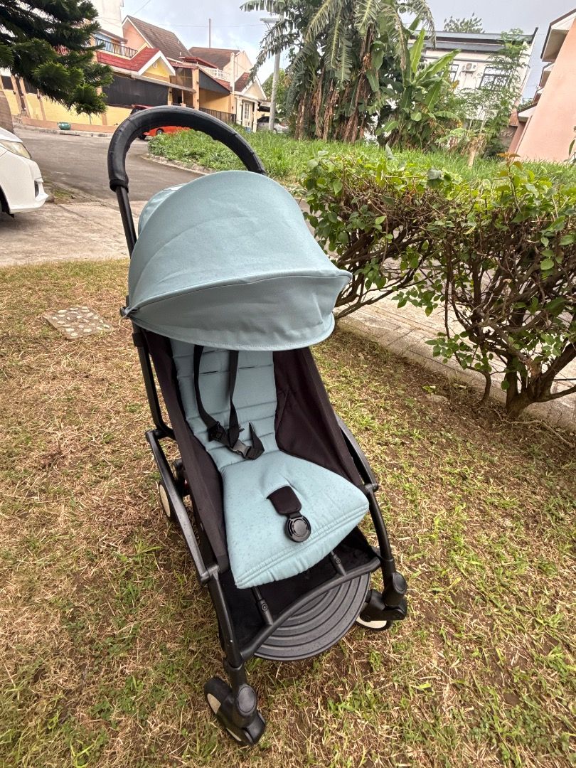 Yoyo Babyzen Stroller (Category: Strollers) located in Calamba. Submitted by MommyJoyph (Listing ID 1411529175, Image 3). Description: Perfect for travel Can fit to overhead cabin.