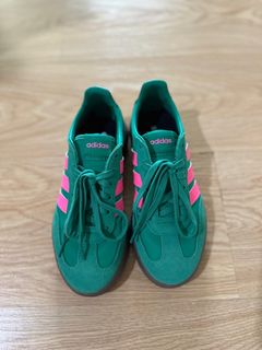 (Category: ) located in . Submitted by kdcloset_2021 (Listing ID 1411779981, Image 1). Description: .