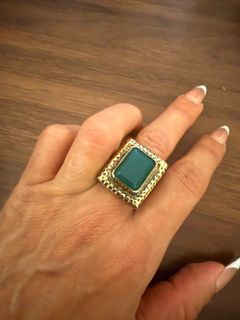(Category: ) located in . Submitted by thestylehouse (Listing ID 1411643764, Image 1). Description: .