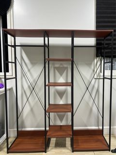 (Category: ) located in . Submitted by h78645 (Listing ID 1411727940, Image 1). Description: .