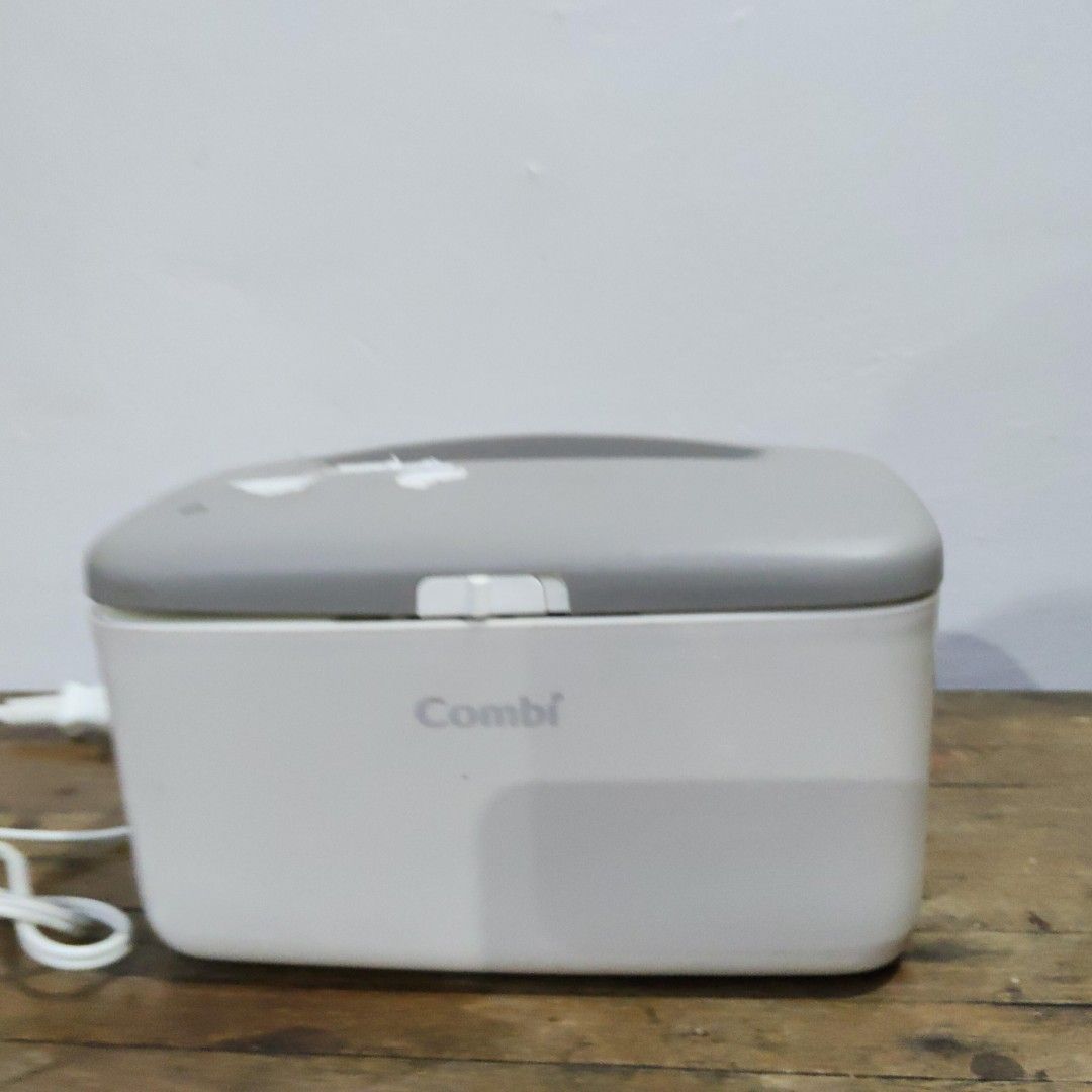 Combi Baby Wipes Warmer (Category: Diapers & Baby Wipes) located in Catbalogan. Submitted by jpnsrpls (Listing ID 1411776548, Image 2). Description: 👶✨ Combi Baby Wipes Warmer 🇯🇵 Japan brand • Tested & working 🧼 Perfect for baby care 💕.