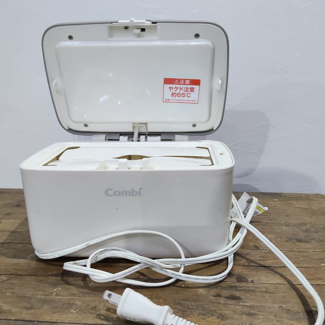 Combi Baby Wipes Warmer (Category: Diapers & Baby Wipes) located in Catbalogan. Submitted by jpnsrpls (Listing ID 1411776548, Image 1). Description: 👶✨ Combi Baby Wipes Warmer 🇯🇵 Japan brand • Tested & working 🧼 Perfect for baby care 💕.