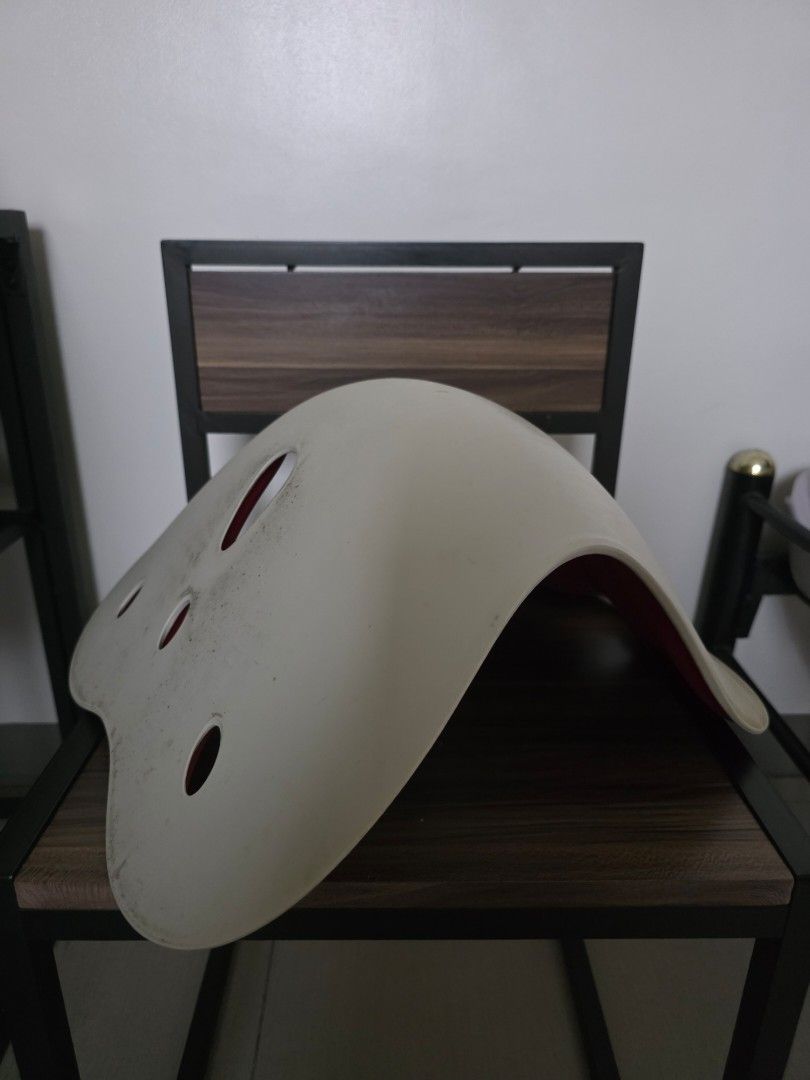 Curble Wider Ergonomic Back Support Chair (Category: Braces, Support & Protection) located in Quezon City. Submitted by mgmartin (Listing ID 1411620938, Image 2). Description: Curble Wider's lumbar support allows the users to stay seated for extended period of time without feeling any fatigue or discomfort. The firm plastic tension of the chair makes the chair a level that stably supports your back. The bottom of Curble Wider is 5cm larger than t
