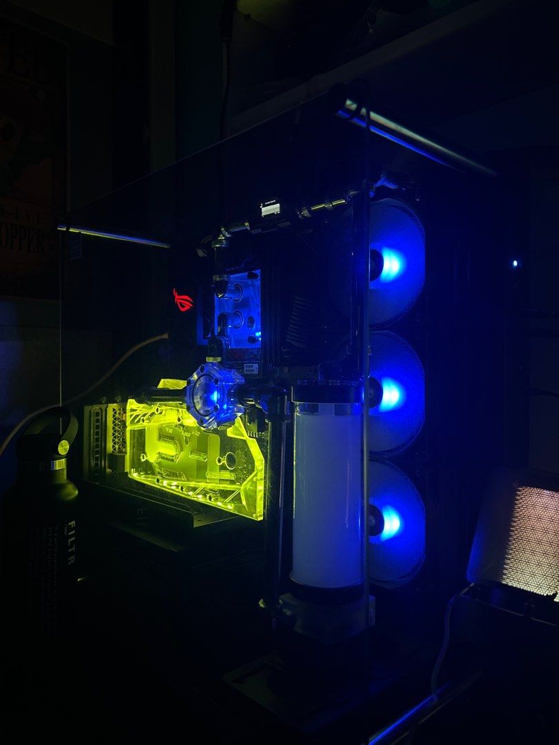 Custom built gaming PC65561099361025114