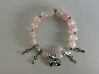 (Category: ) located in . Submitted by sparklysakura (Listing ID 1411684628, Image 1). Description: .