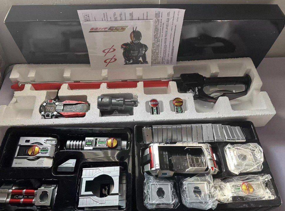 (READ DESC) KO CSM Kamen Rider Kaixa, faiz belt (Category: Interactive Toys) located in Singapore. Submitted by sneakyblooded (Listing ID 1411763331, Image 3). Description: Kaxia plastic belt - $50, alloy belt - $65 Kaxia plastic belt with gears - $145 Faiz plastic belt - $50, alloy belt - $65 Faiz plastic belt with gears - $145 *NO NEGOTIATING* Payment No deposit needed, paynow only Note that there is NO warranty unfortunately as I am not the pr