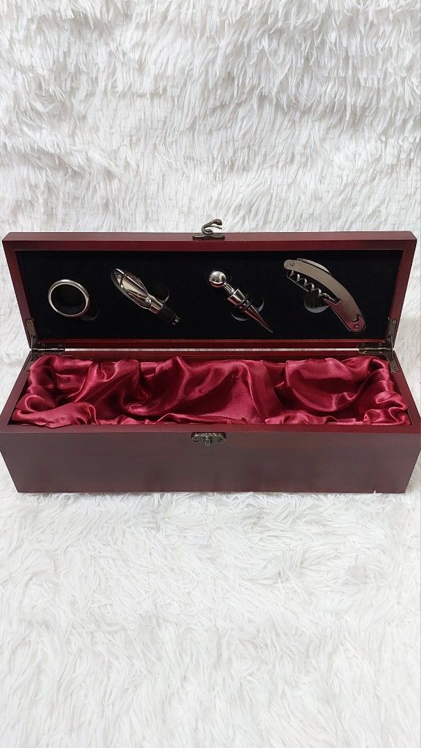 Luxury Wine Accessory Gift Set (Category: Other Kitchenware & Tableware) located in Binan City. Submitted by sakuratreasuresph (Listing ID 1411723685, Image 3). Description: Elevate every wine moment with this Luxury Wine Accessory Gift Set, crafted for true connoisseurs 🍷 Housed in a sleek wooden box with rich satin lining, this elegant set includes essential tools for effortless opening, precise pouring, and refined enjoyment. Perfect for cele