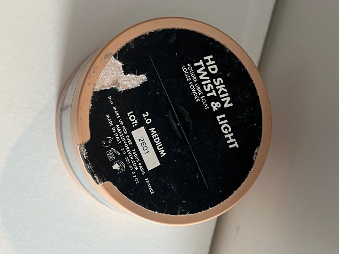 Make Up For Ever HD Skin & Light Loose Powder (Category: Makeup) located in Manila. Submitted by randomcollectives (Listing ID 1411767921, Image 3). Description: Used only a few times. Around 80% full -twist off lid to dispense product Shade: MEDIUM 2.0 Original price is ₱2,290 online/ in-store MOP: GCASH, BDO, BPI Delivery via Grab / Lalamove ONLY (to be shouldered by customer) NO MEETUPS. NO LOW BALLERS..